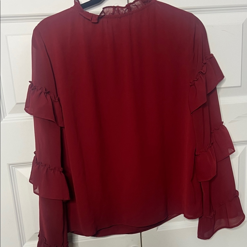 BB Dakota Burgundy Ruffle Blouse M - Picture 3 of 5